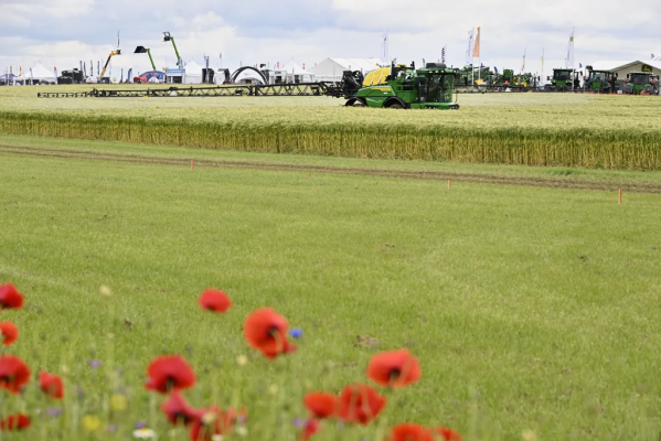 Future of efficient spraying on show as Cereals looks to future of farming