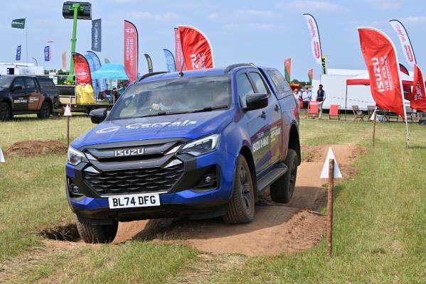 Isuzu Off-Road Driving Experience